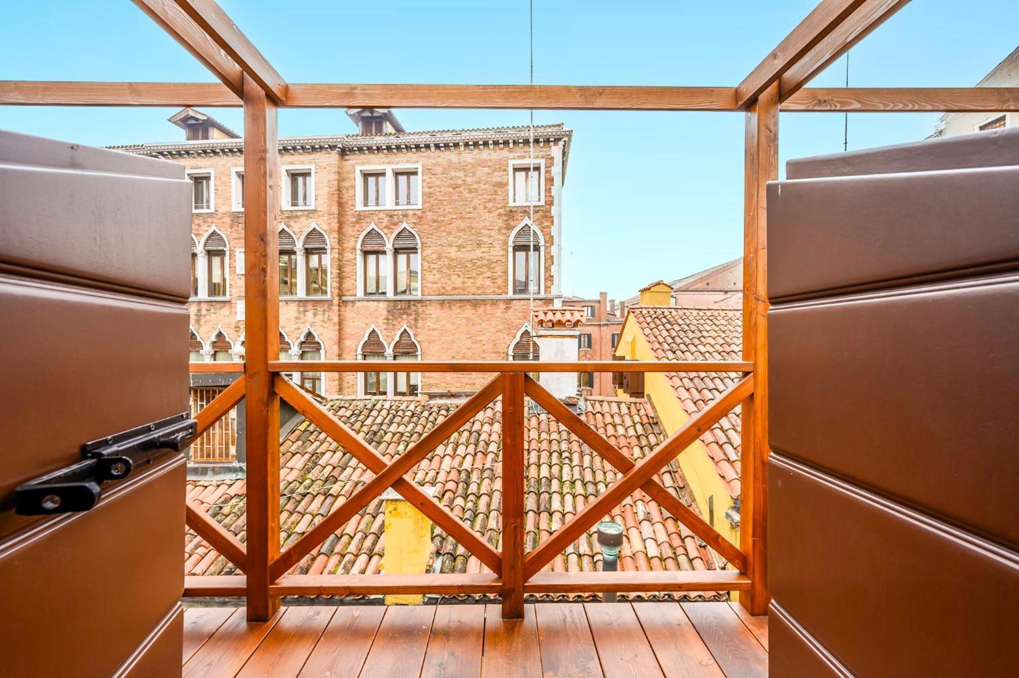 Апартаменты Ca Rialto 4122 - Luxury Terrace Венеция Экстерьер фото